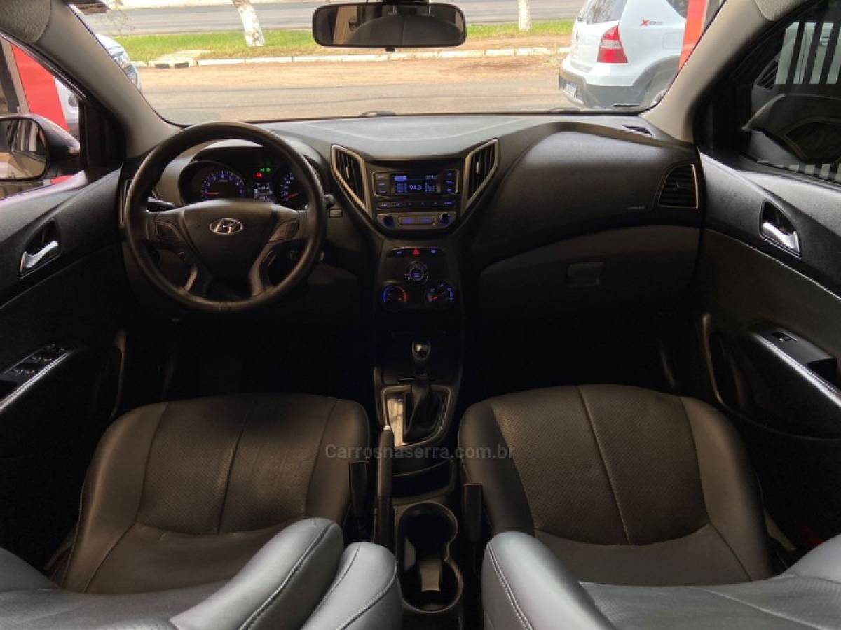 HYUNDAI - HB20S - 2015/2016 - Cinza - R$ 63.900,00