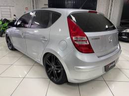 HYUNDAI - I30 - 2011/2012 - Prata - R$ 44.900,00