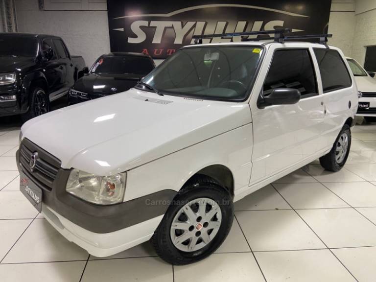 FIAT - UNO - 2009/2009 - Branca - R$ 24.900,00