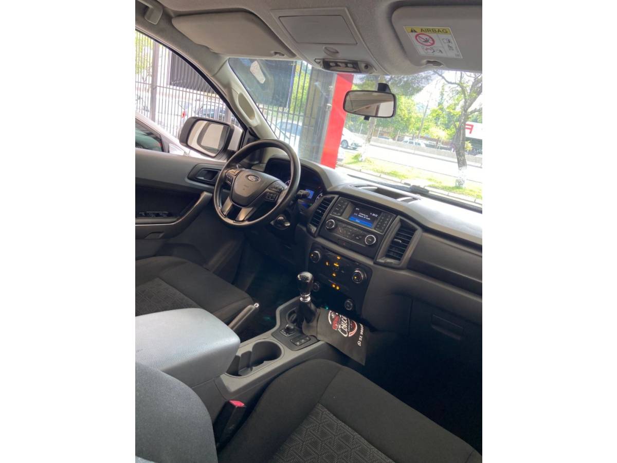 FORD - RANGER - 2018/2019 - Branca - R$ 129.900,00