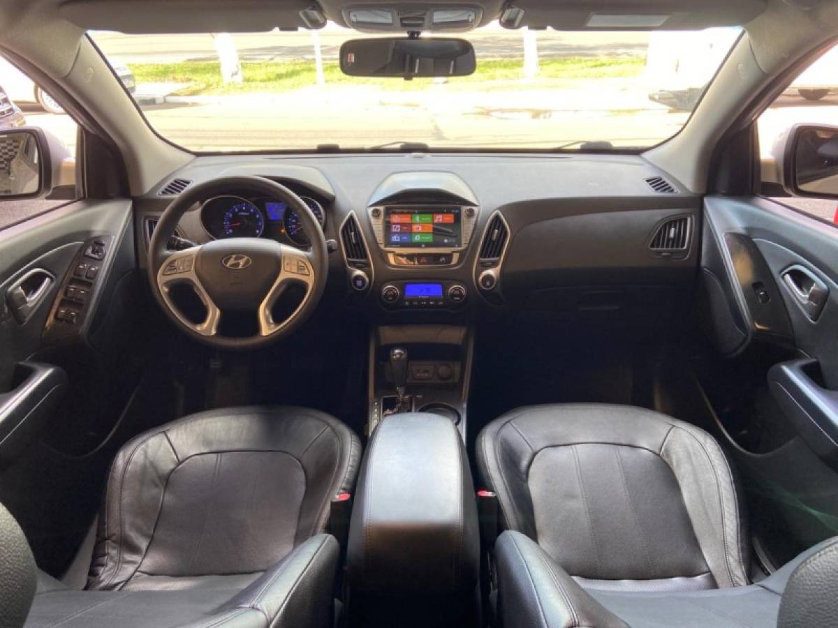 HYUNDAI - IX35 - 2011/2012 - Prata - R$ 71.900,00