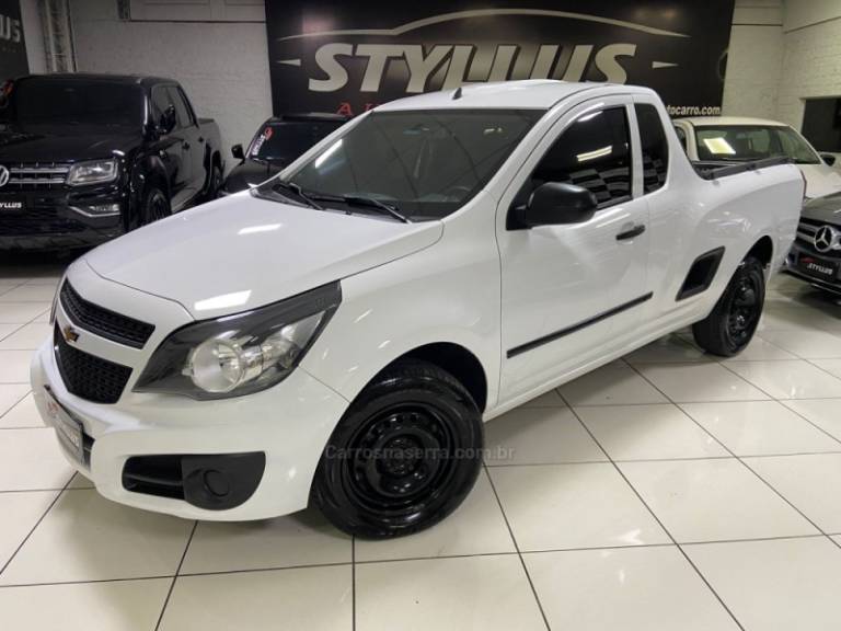 CHEVROLET - MONTANA - 2012/2013 - Branca - R$ 41.900,00