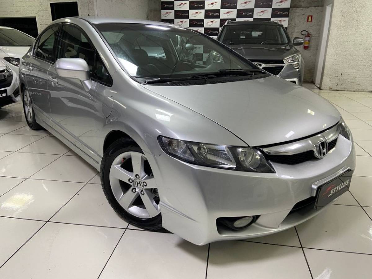 HONDA - CIVIC - 2009/2010 - Prata - R$ 53.900,00