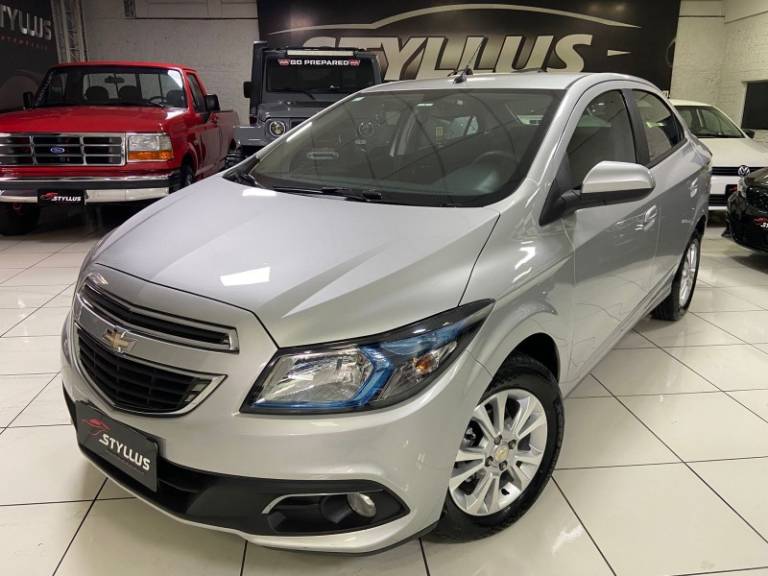 CHEVROLET - PRISMA - 2016/2016 - Prata - R$ 56.900,00