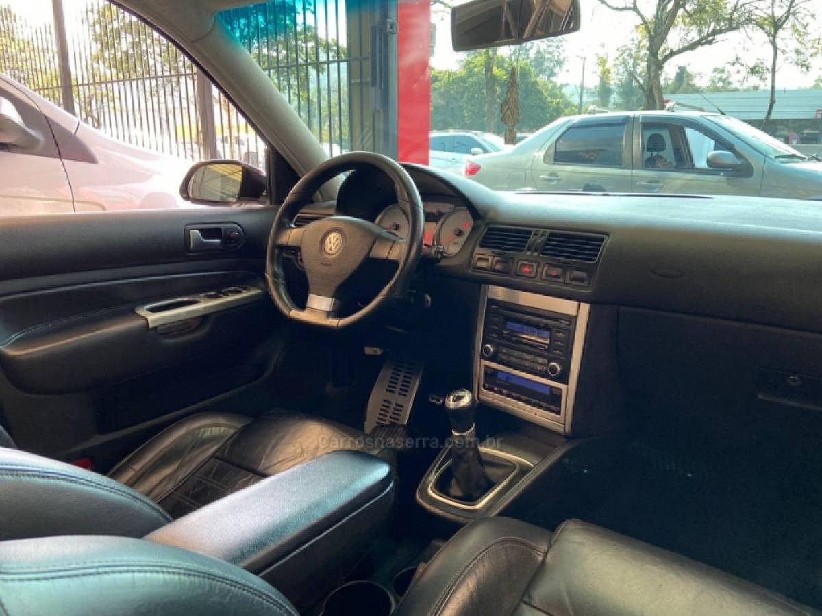 VOLKSWAGEN - GOLF - 2011/2012 - Cinza - R$ 58.900,00