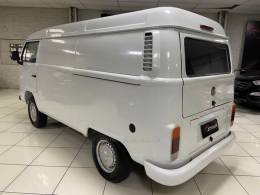 VOLKSWAGEN - KOMBI - 2011/2012 - Branca - R$ 39.900,00