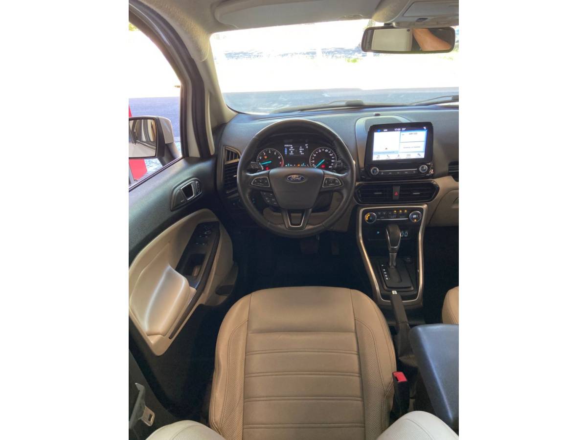 FORD - ECOSPORT - 2017/2018 - Branca - R$ 79.900,00